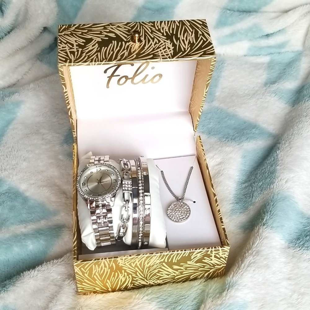 Folio Watch Gift Set